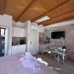 Dubrovnik Throne Suite IV