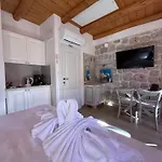 Dubrovnik Throne Suite IV